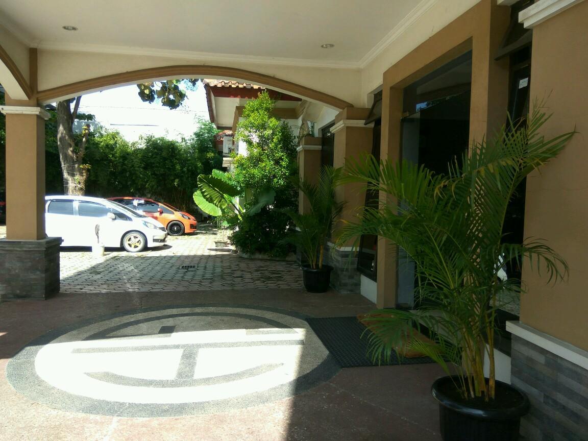 Graha Hotel Sragen Zewnętrze zdjęcie